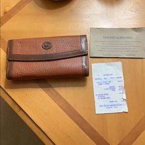 Dooney & Bourke Checkbook Wallet